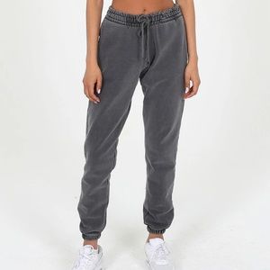 TALENTLESS Women’s Sweatpants